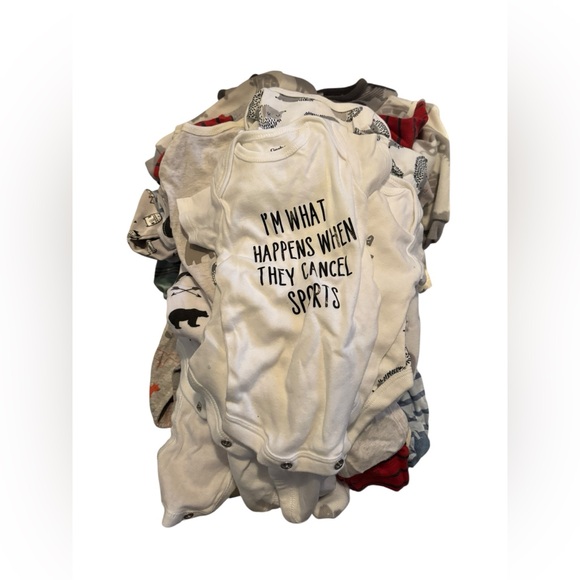 0-3M boys clothing lot of 19 bundle carters etc - Picture 7 of 7